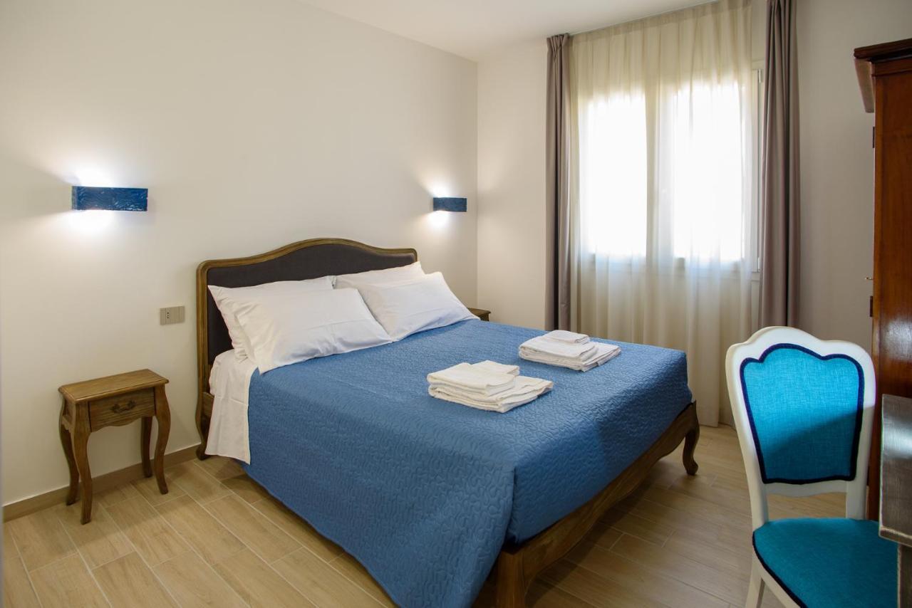 Central Station Apartments - Fanale Rentals Palermo Bagian luar foto