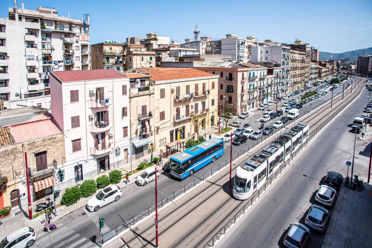 Central Station Apartments - Fanale Rentals Palermo Bagian luar foto